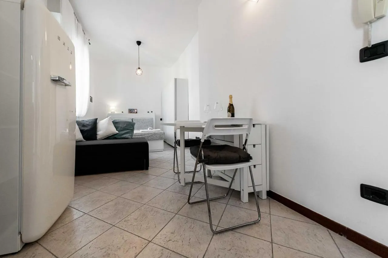 Realkasa Otto Colonne Flat Apartment Bologna